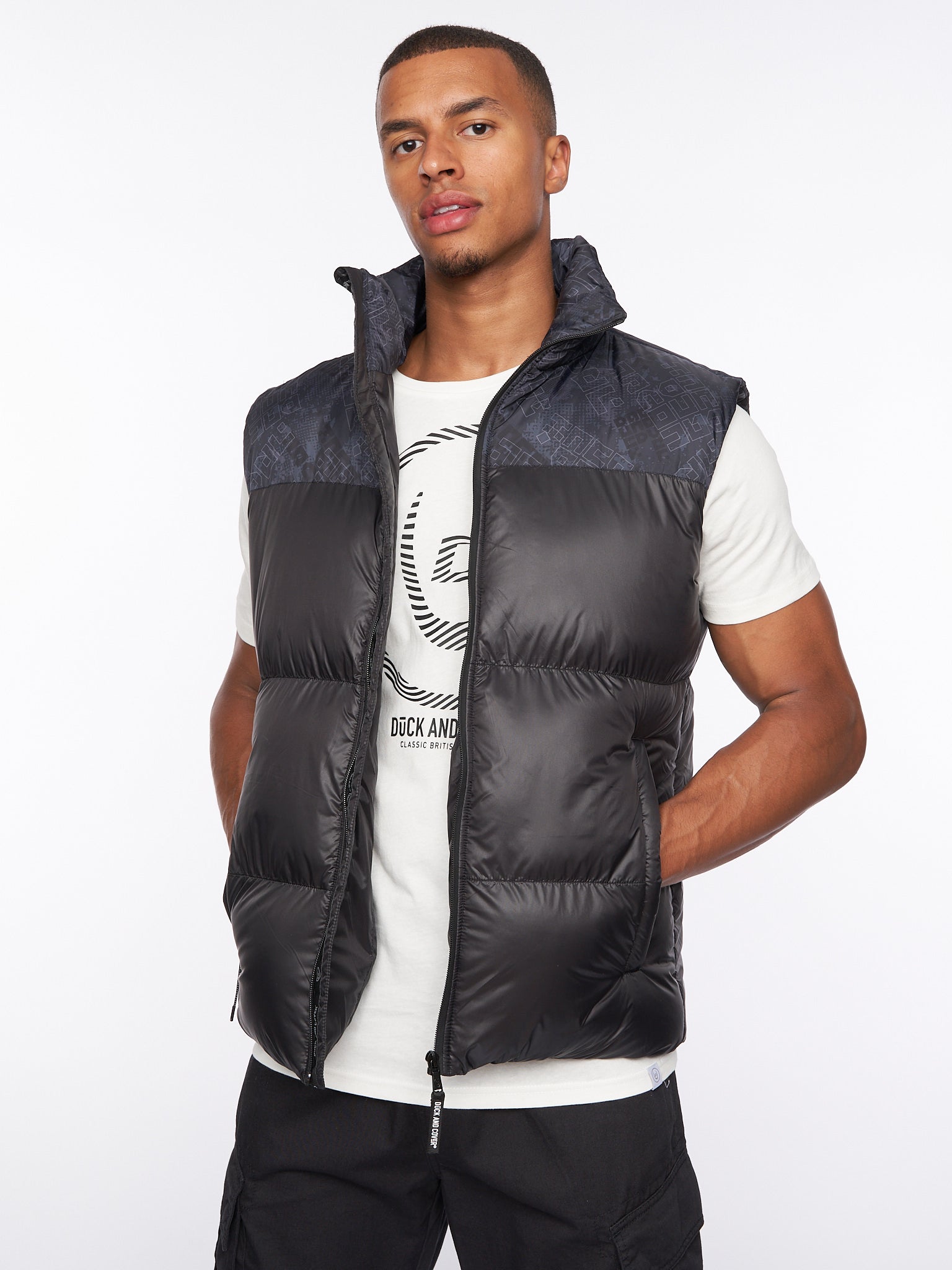 Camo gilet mens sale